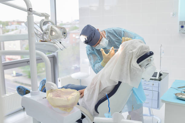 Best Dentist for Tooth Abscess  in Wallis, TX